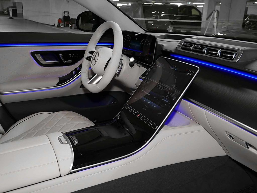 Mercedes S580 Image 4